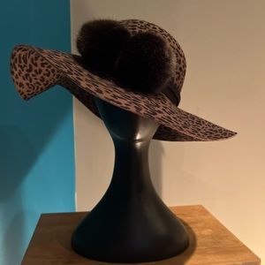Anna & Ava Leopard Print Large Brim Hat with Pom Poms